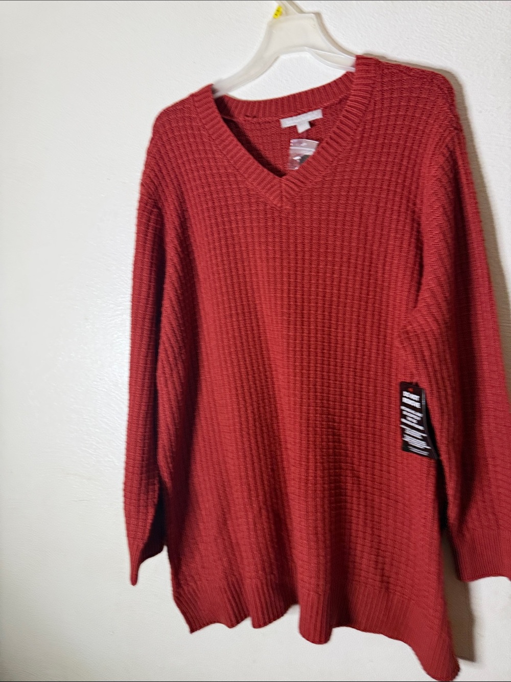 Women’s V-Neck Waffle Knit Sweater - Rust Red